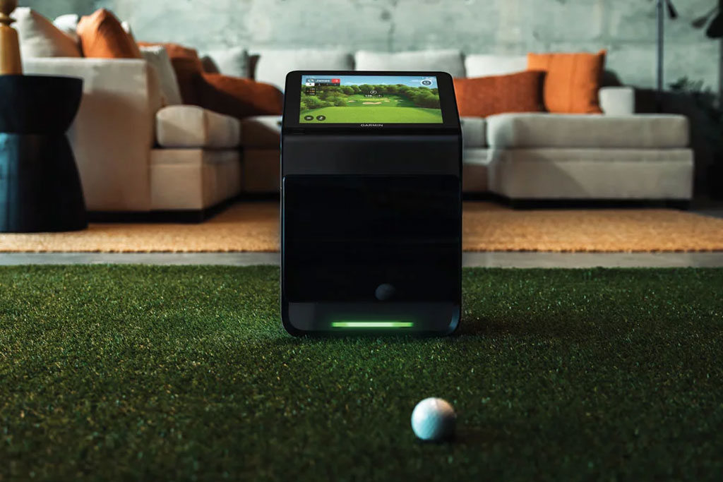 Golf Launch Monitor Guide 2026: Features & Accuracy