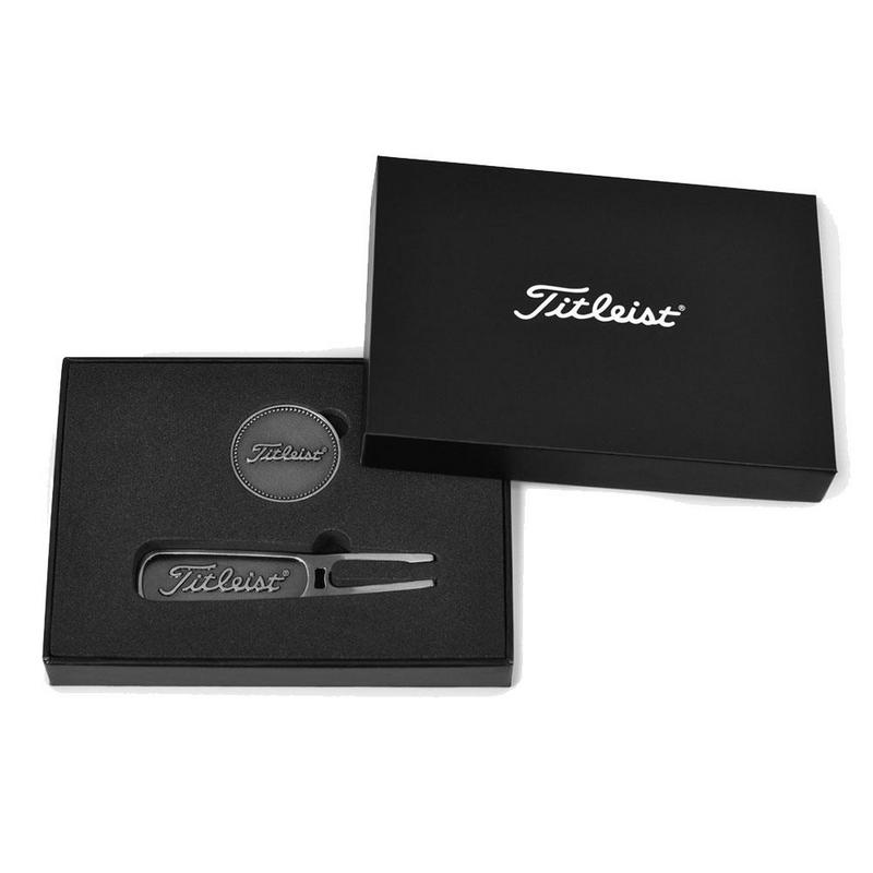 Titleist Bespoke Golf Ball Marker & Divot Tool